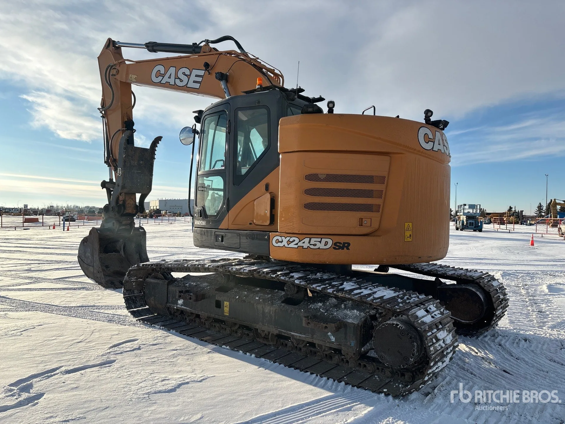 Case CX245DSRLCREDUCEDTAILSWG