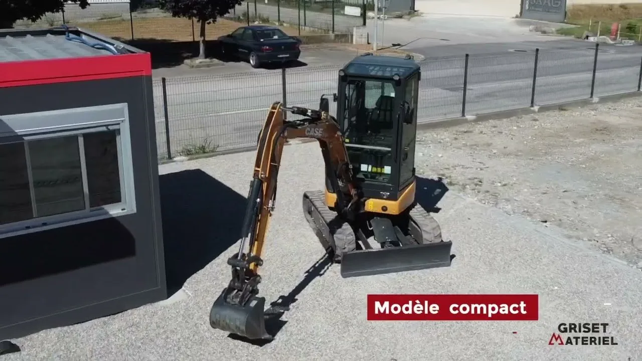 Case CX25D