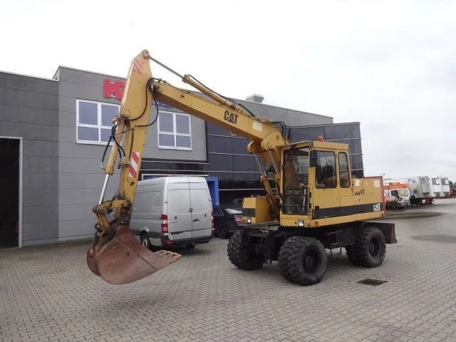 Caterpillar 206BFT