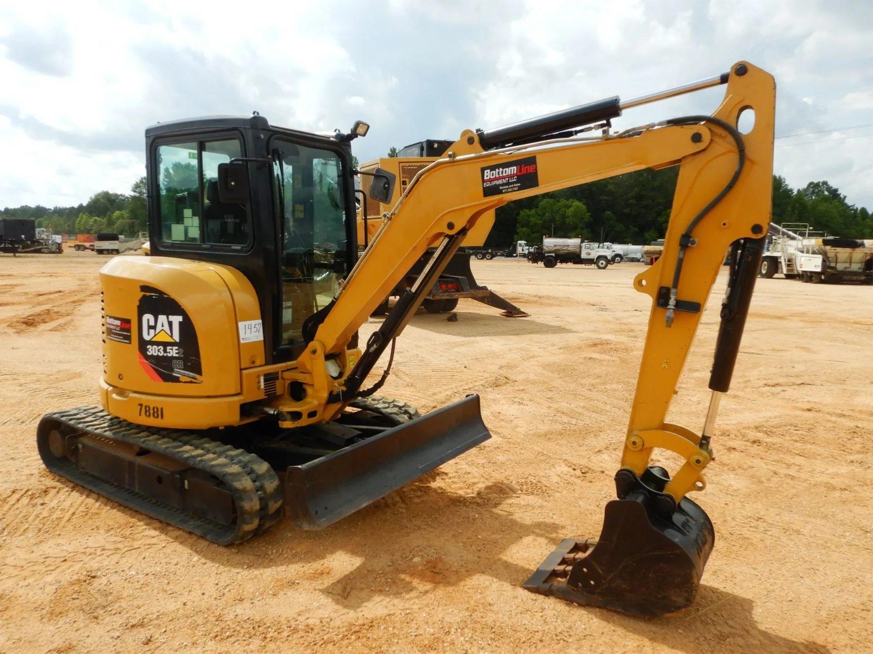 Caterpillar 3035E2CR