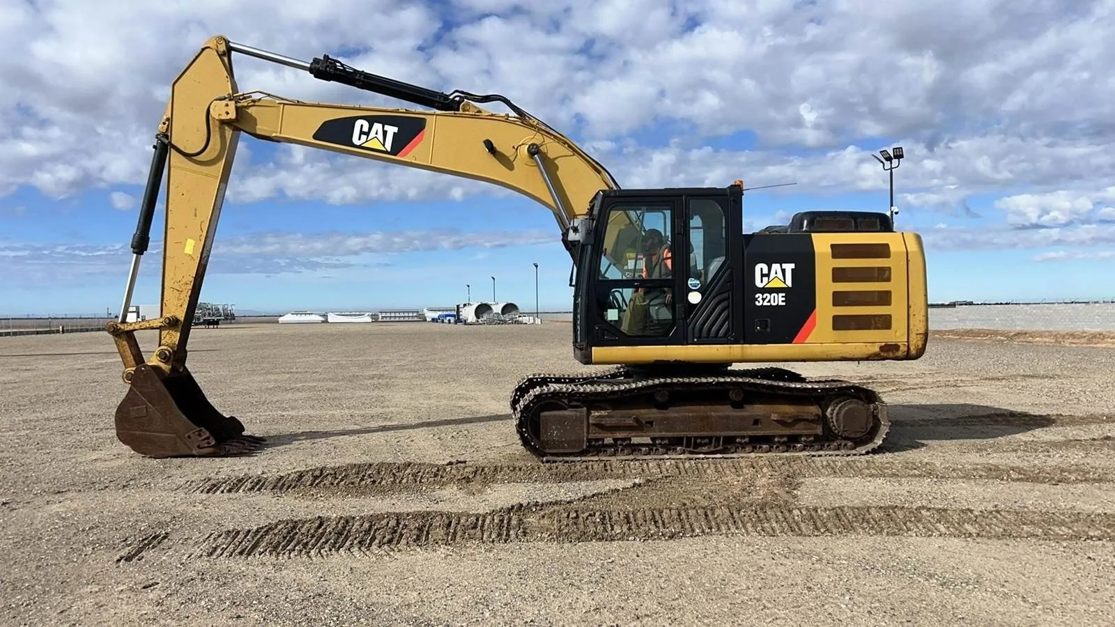 Caterpillar E32