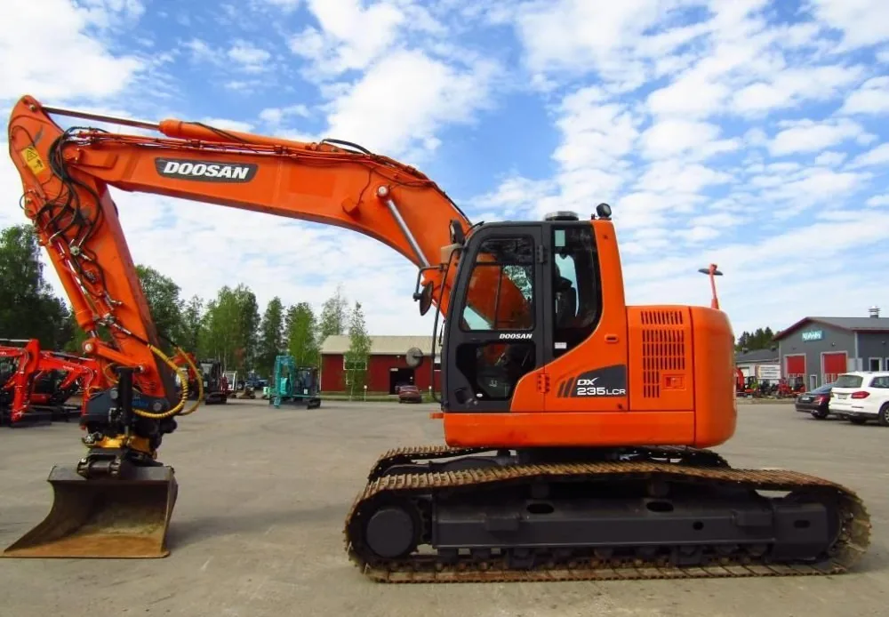 Doosan DX235LCR5