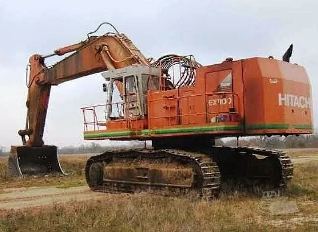 Hitachi EX1100-3