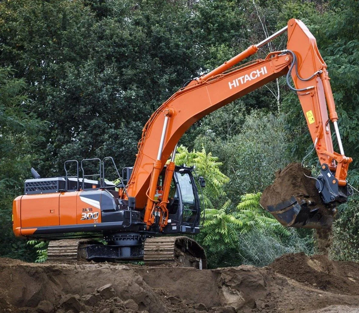 Hitachi EX3002
