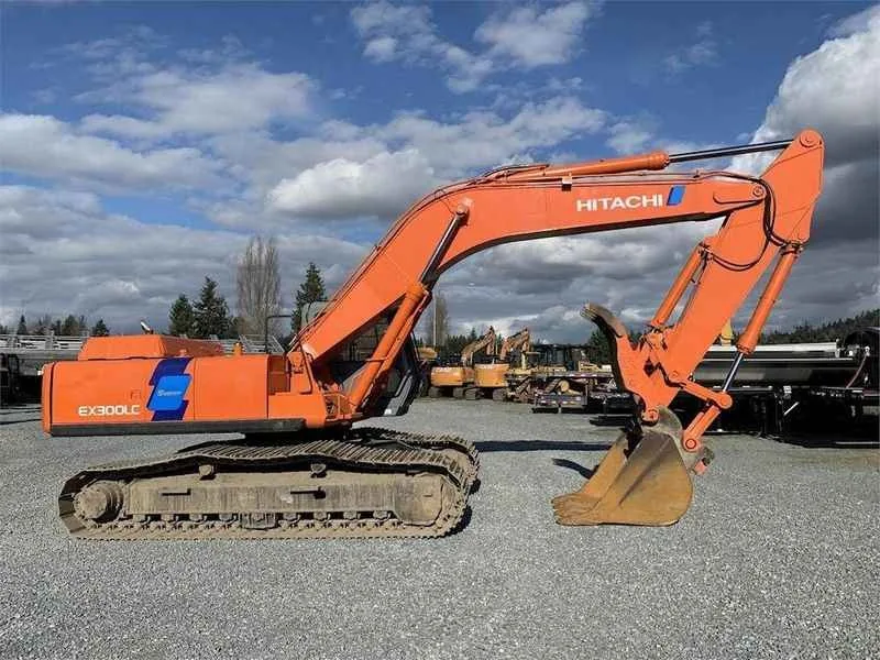 Hitachi EX3003