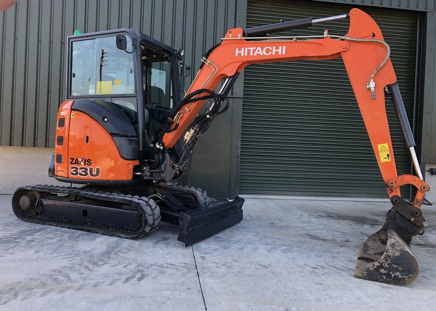 Hitachi ZX33U-5A