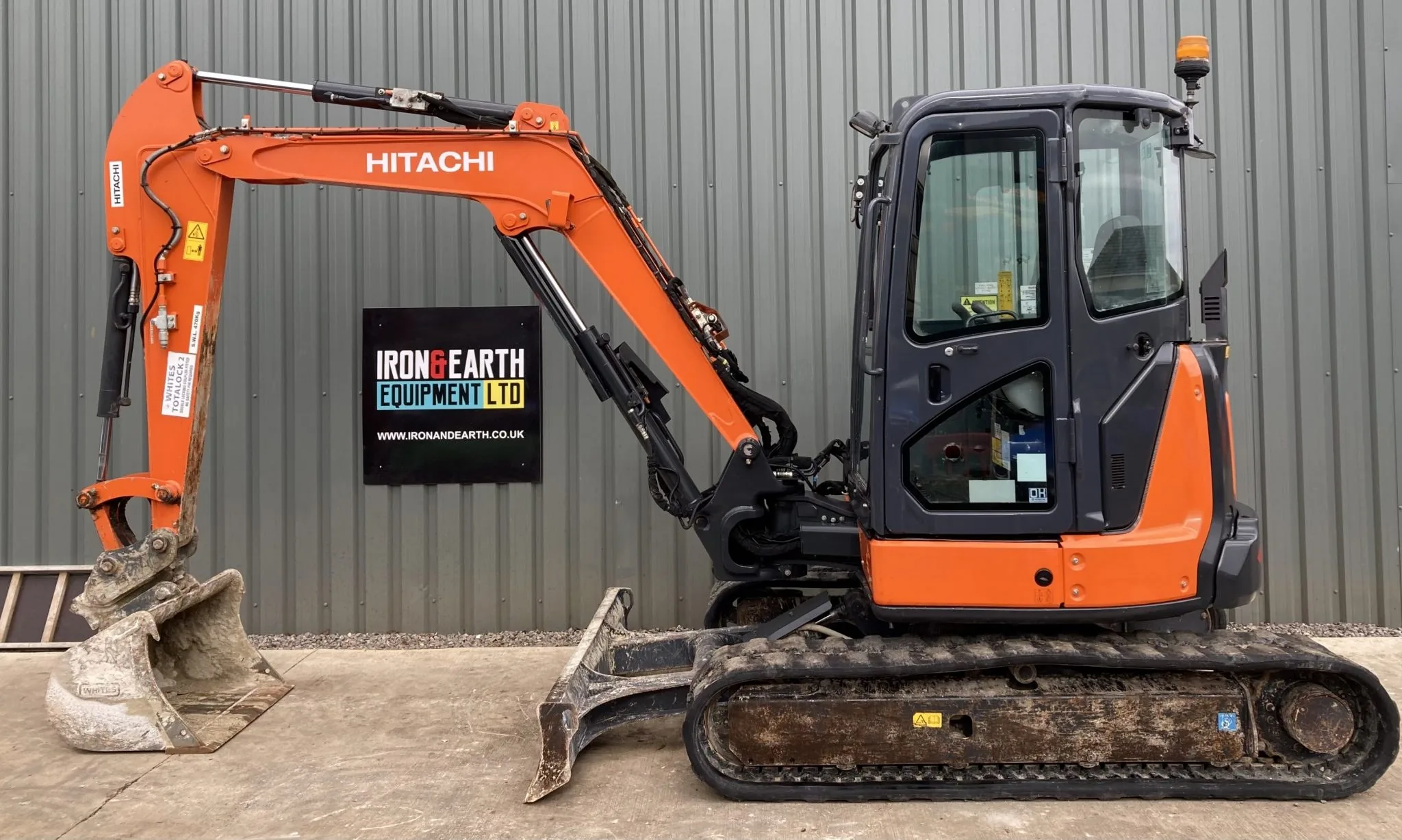 Hitachi ZX48U-5A
