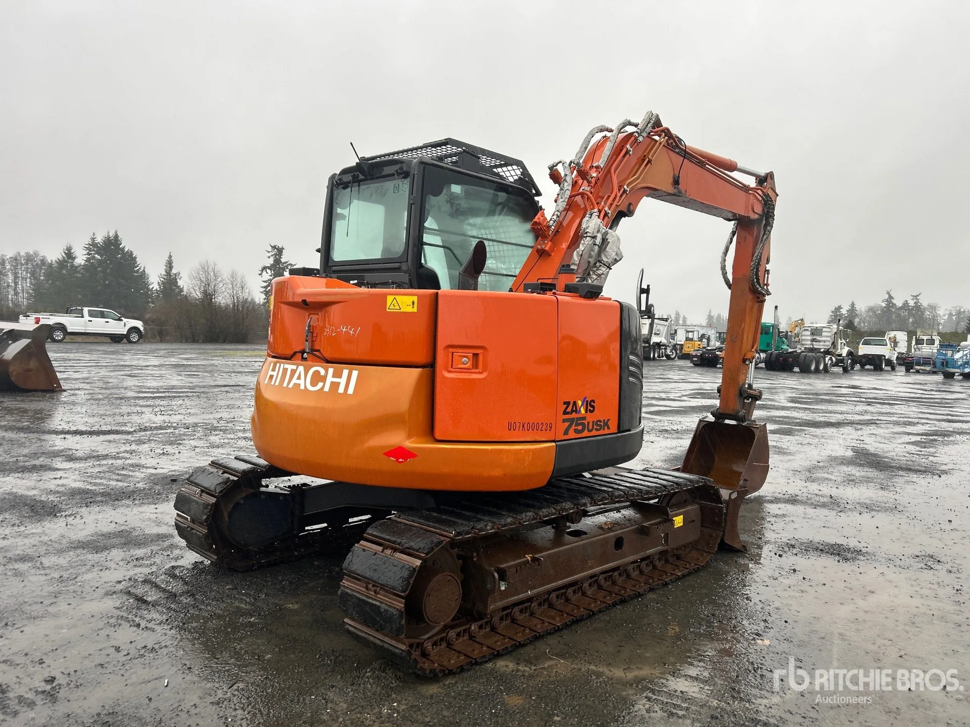 Hitachi ZX75USK-5B