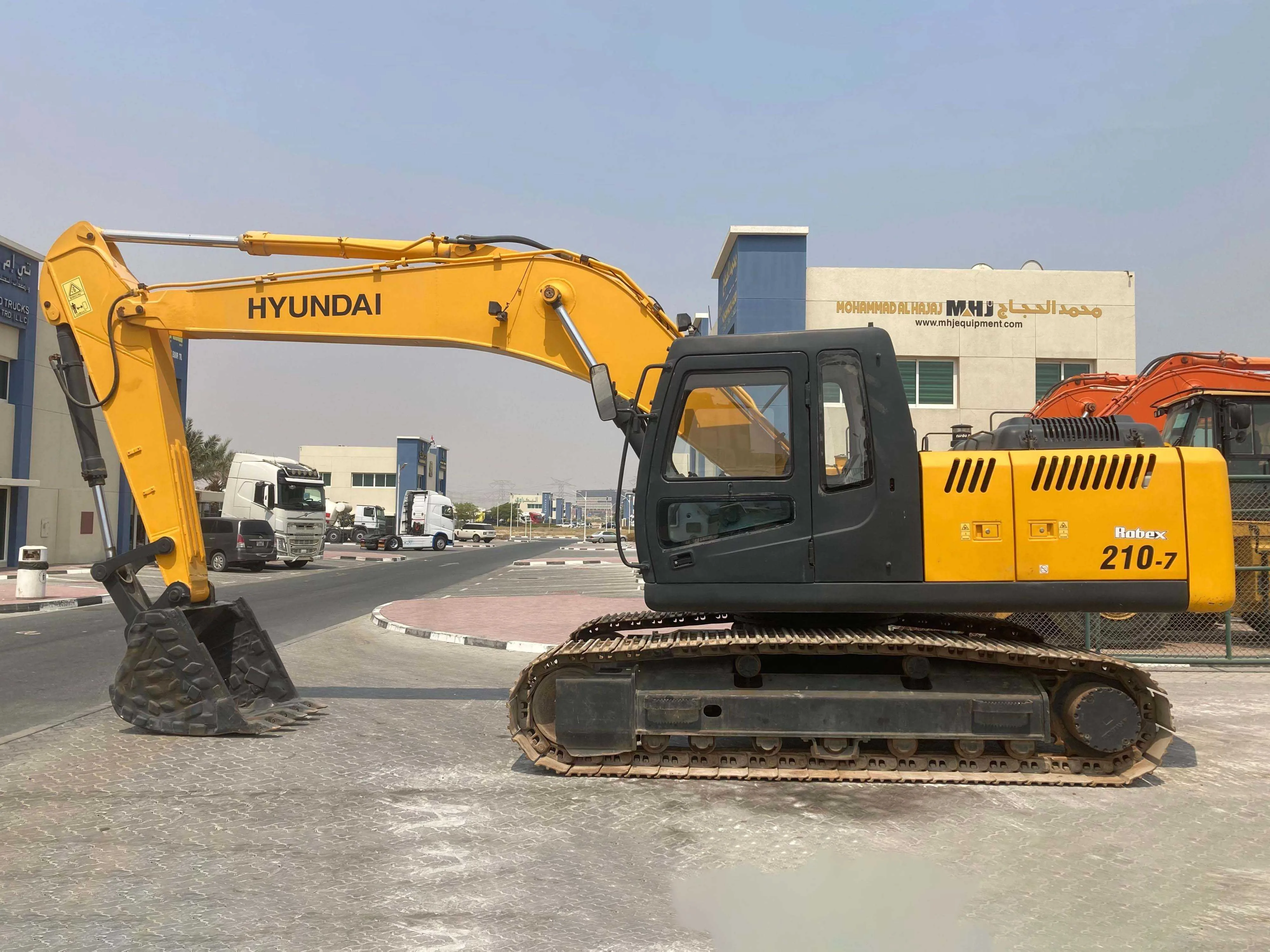 Hyundai R210LC7H