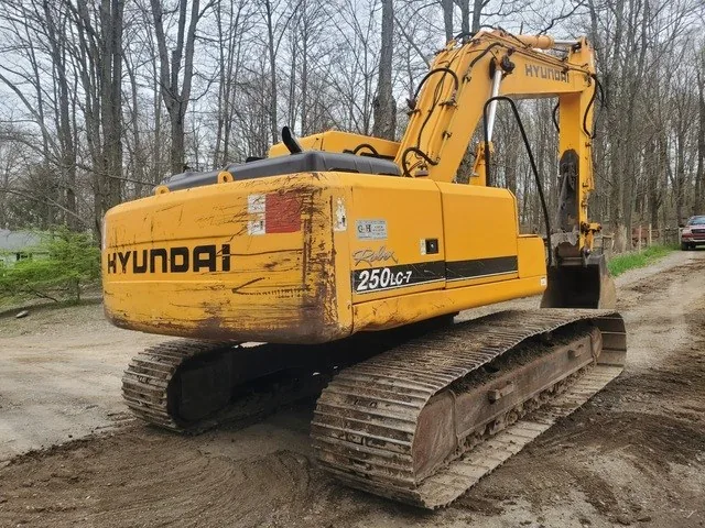 Hyundai R250LC7