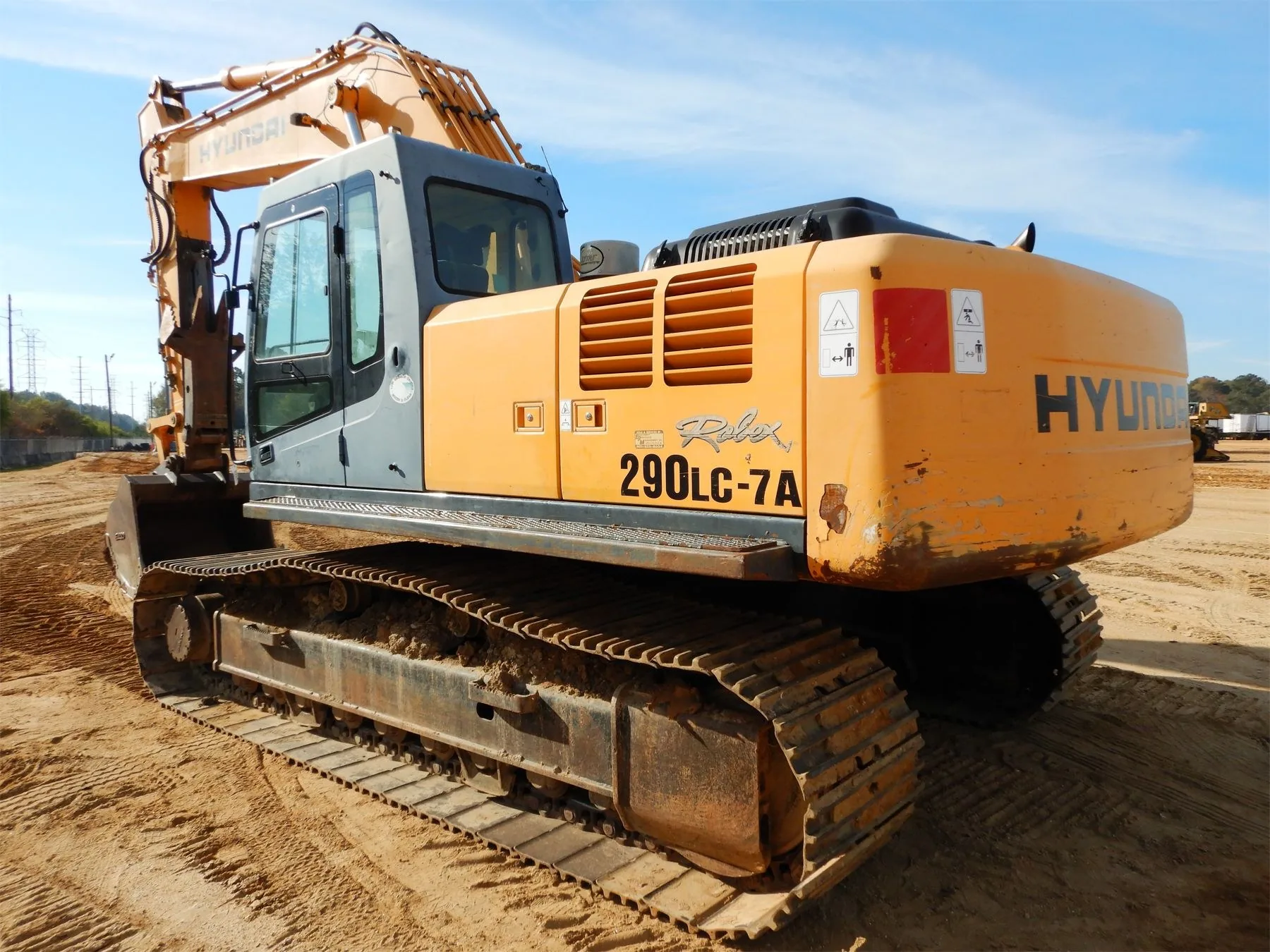 Hyundai R290NLC7A