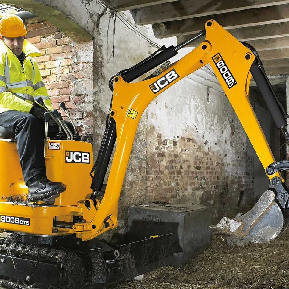 JCB 8008CTS