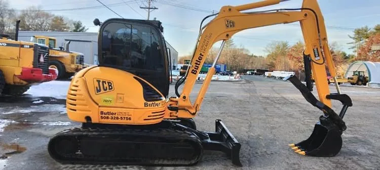 JCB 8052