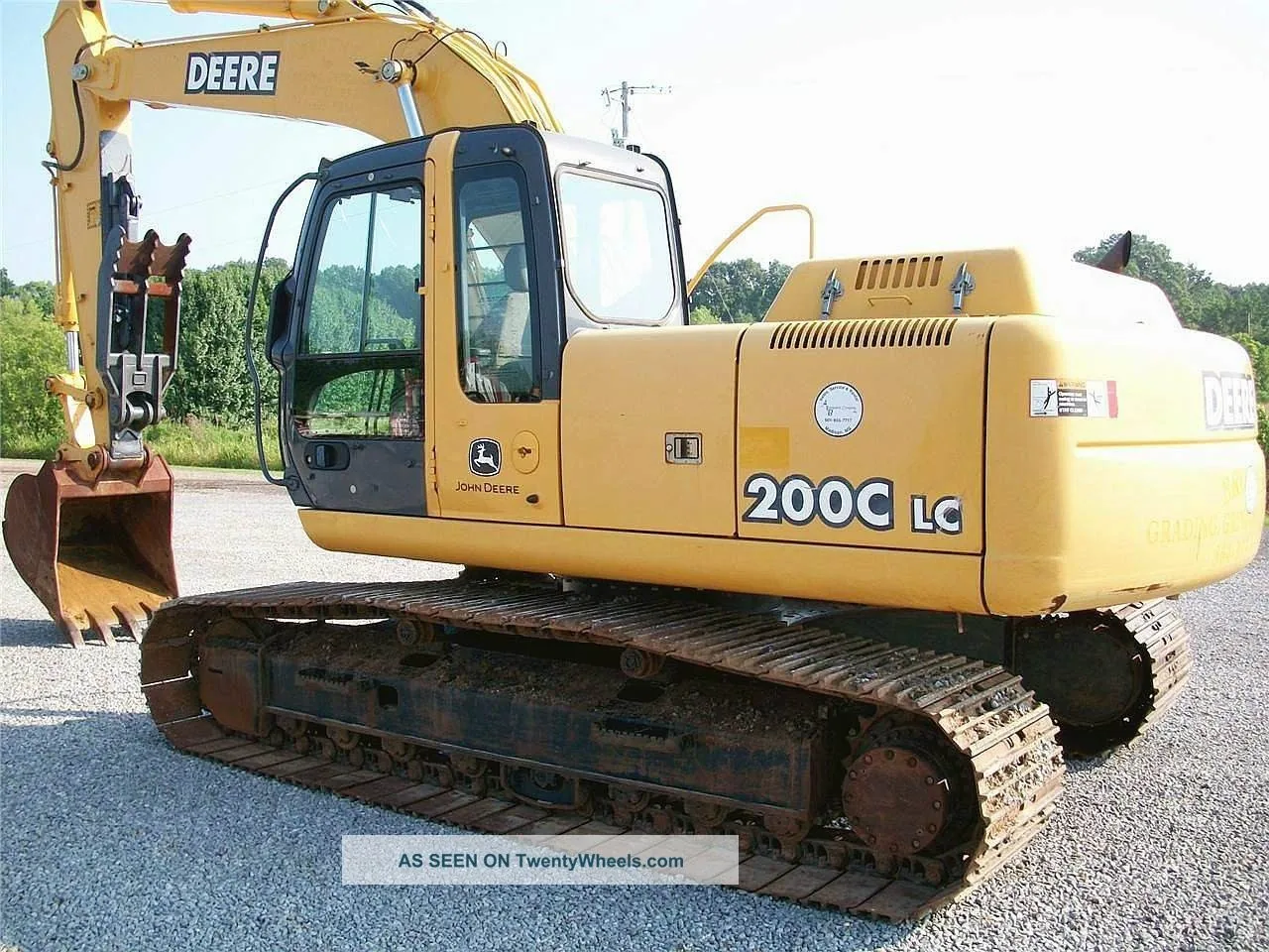 John Deere 200CLC