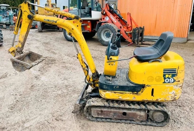 Komatsu PC09-1