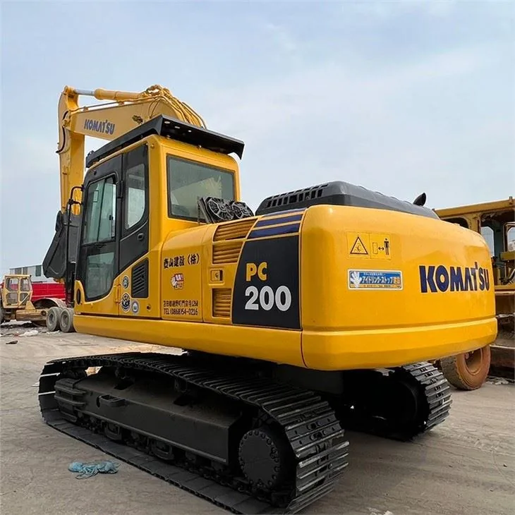 Komatsu PC200EN6