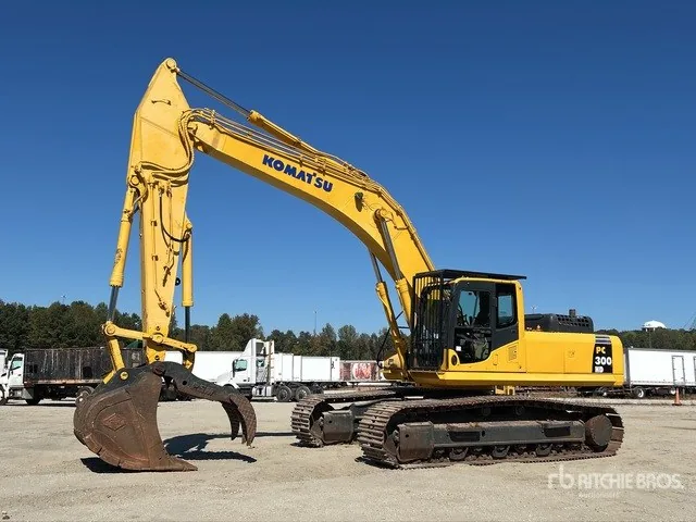 Komatsu PC300HD8