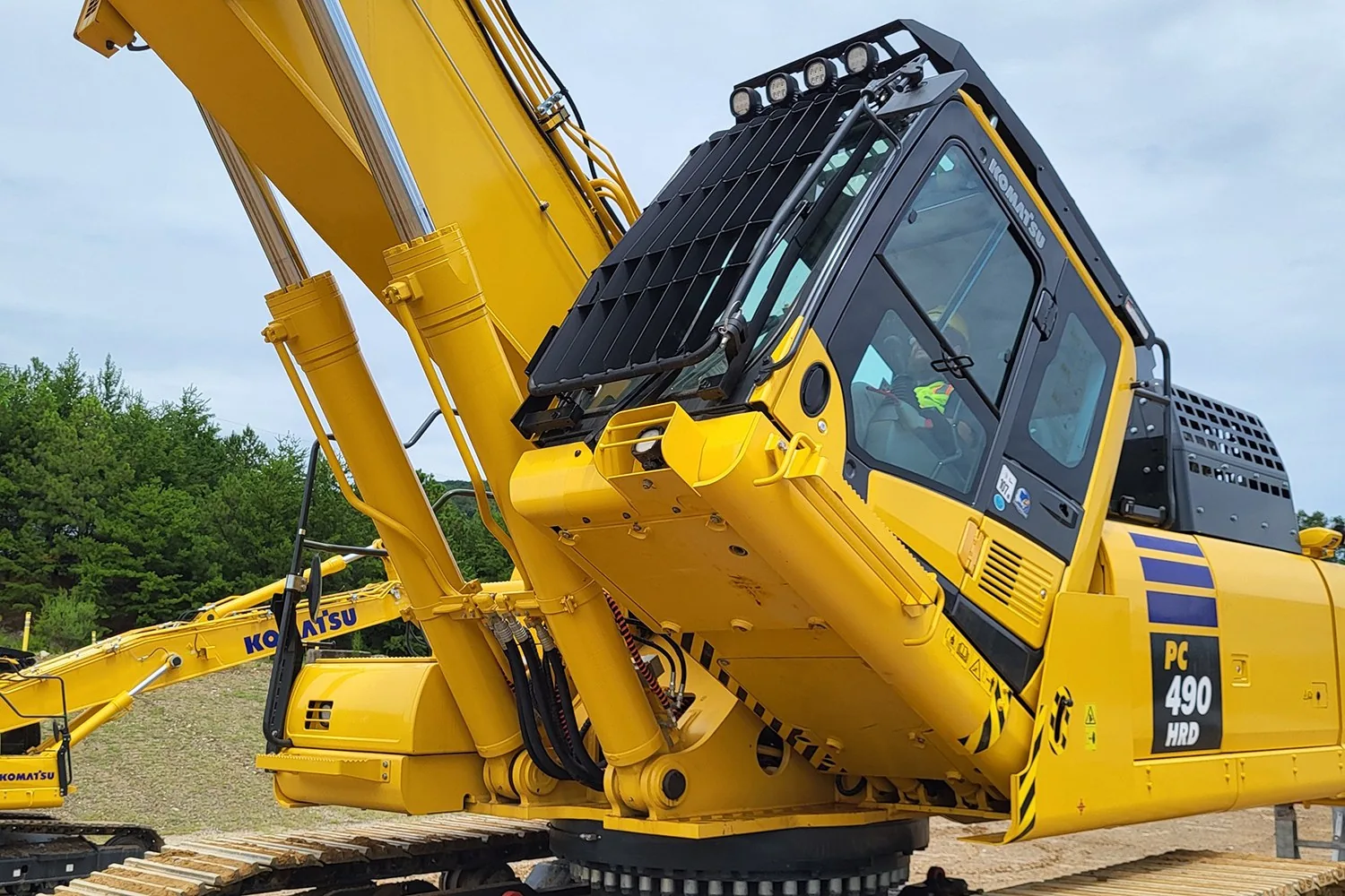 Komatsu PC490HRD-11