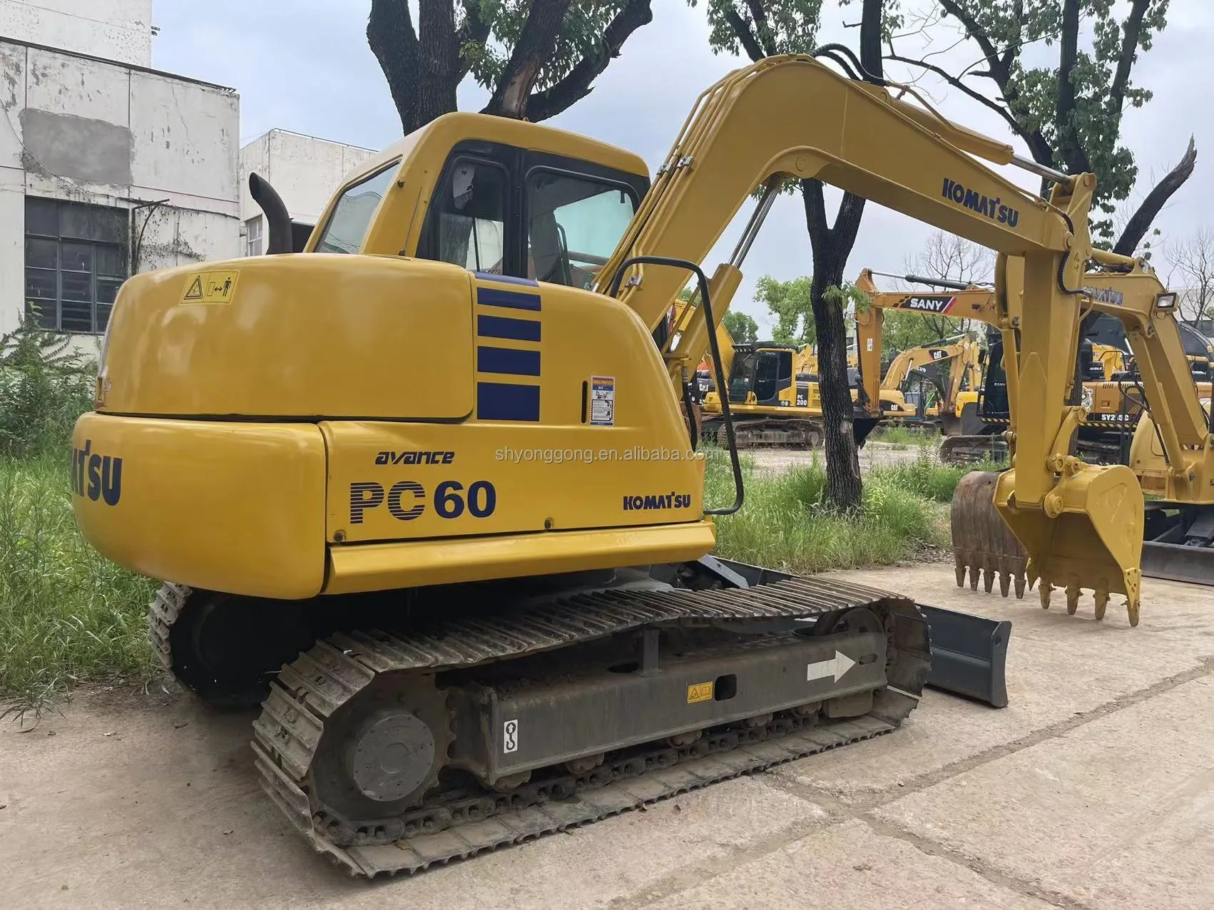 Komatsu PC607