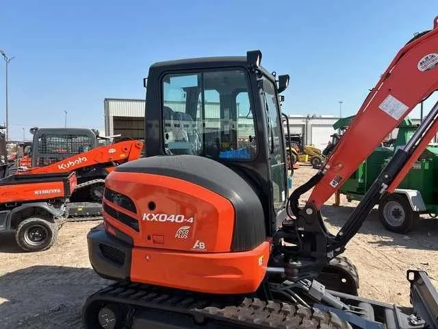 Kubota KX040-4R3A