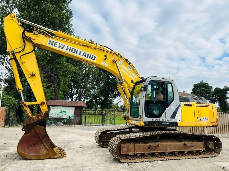 New Holland HOLLANDE215