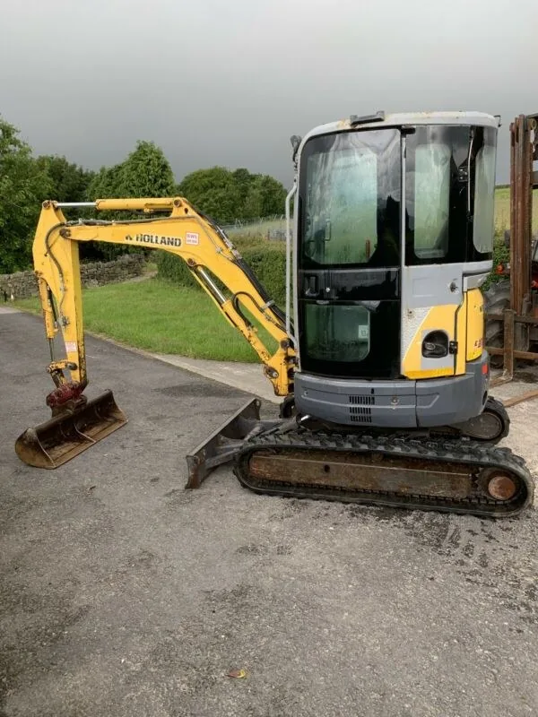 New Holland HOLLANDE272SR