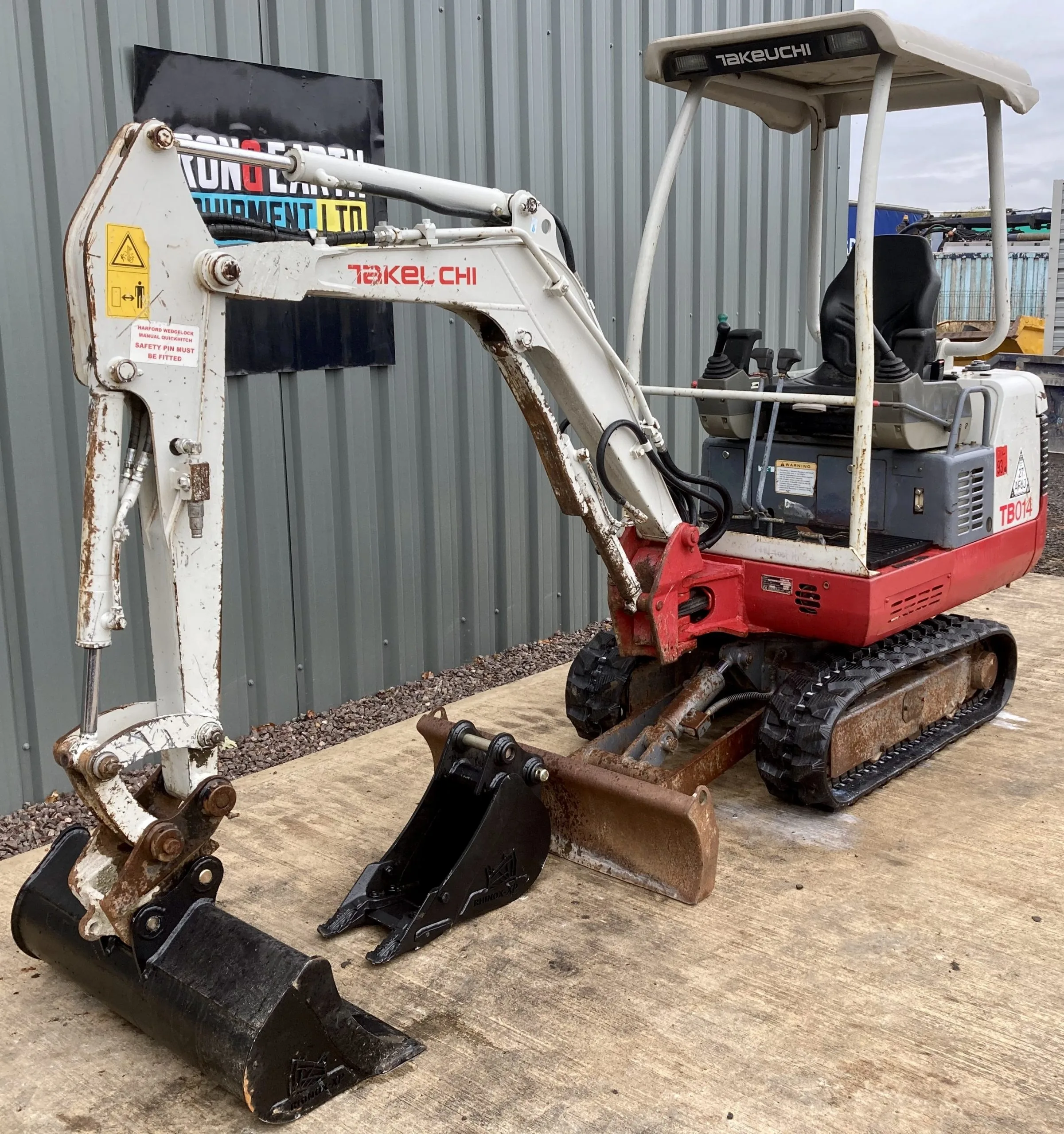 Takeuchi TB014
