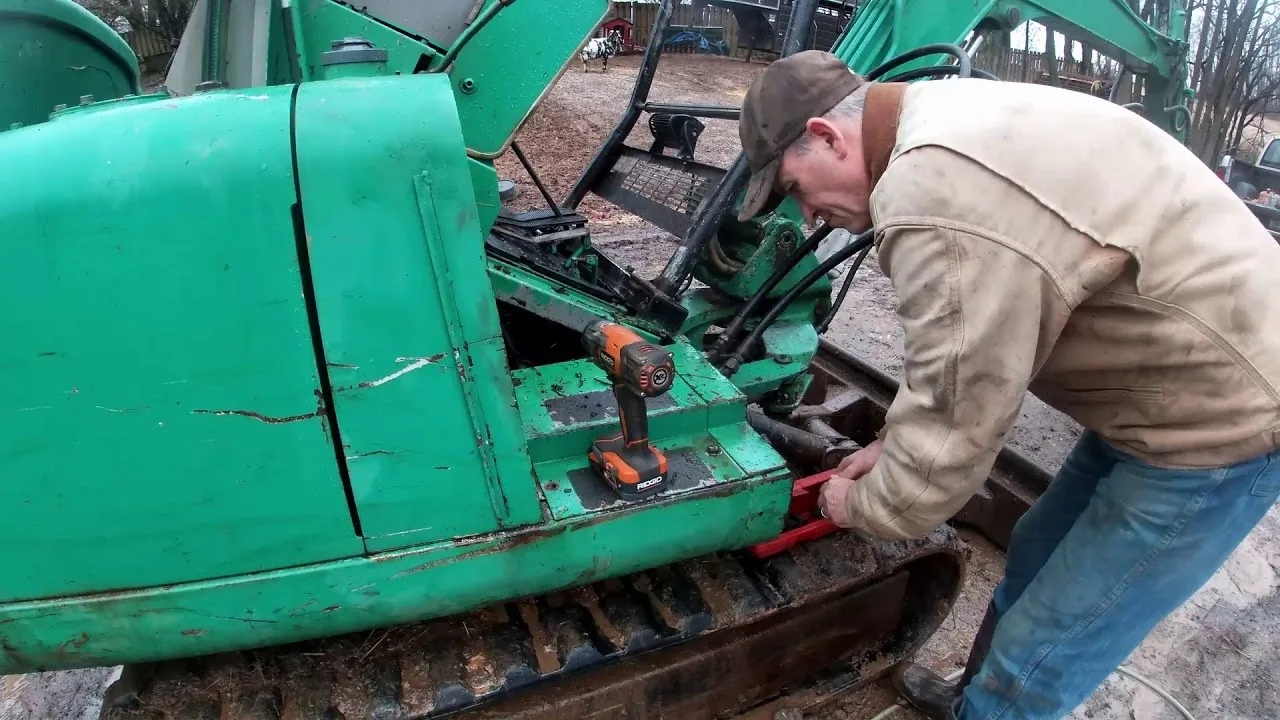Takeuchi TB025