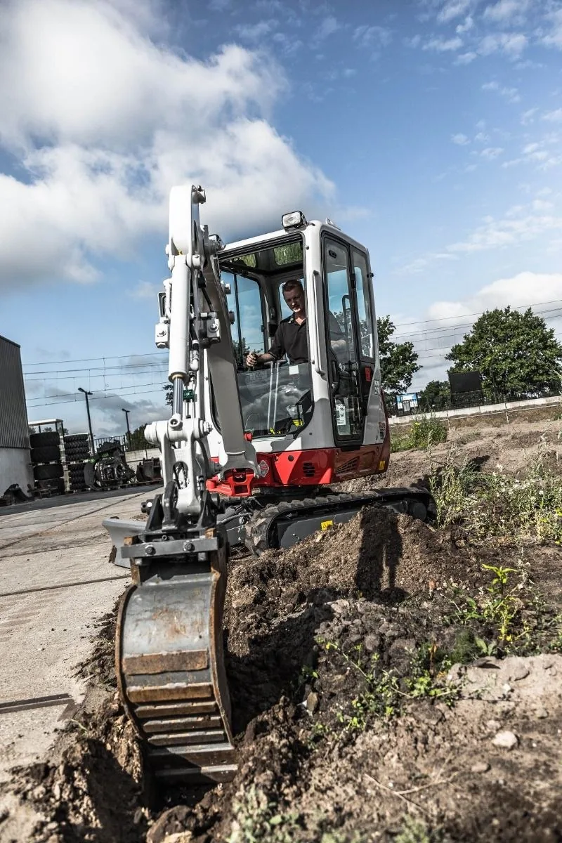 Takeuchi TB216