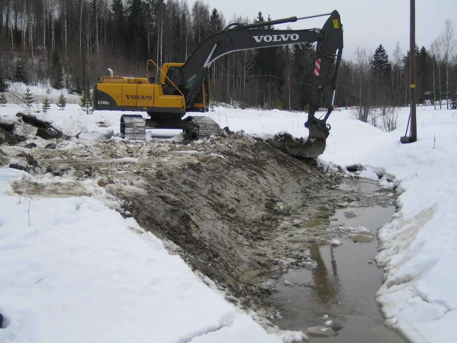 Volvo EC240BLC