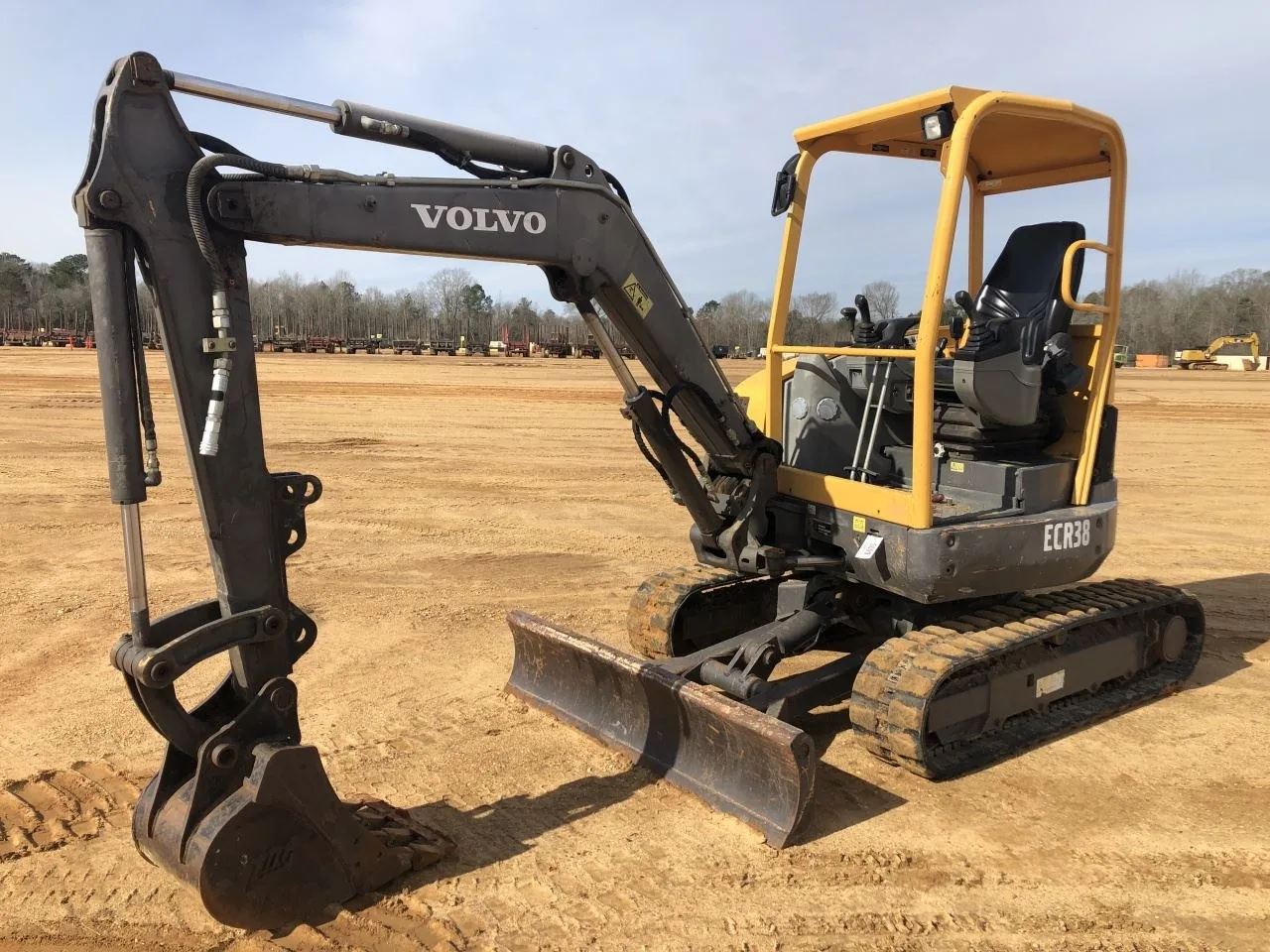 Volvo ECR38