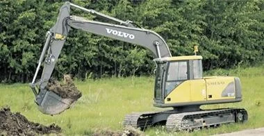 Volvo EC160C angle 2