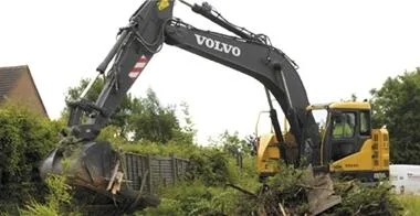 Volvo ECR235CL angle 2