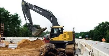 Volvo ECR305C angle 2